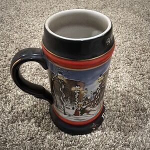 VINTAGE‎ 1992 Budweiser Holiday Collector Beer Stein "A Perfect Christmas"